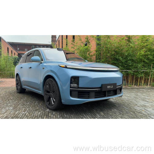 Li L8 Blue color 4 awd